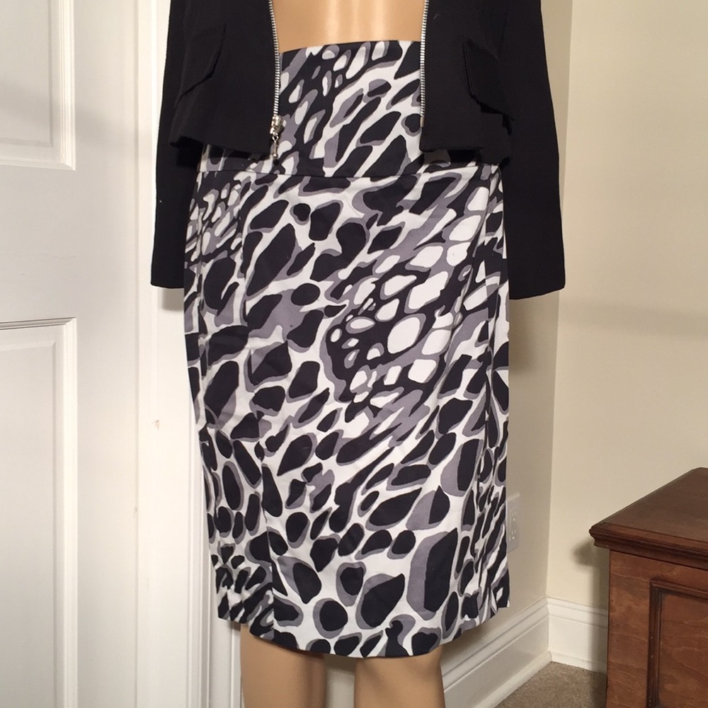 Slit in back fun pencil skirt!!!
